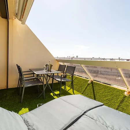 Paloma Heliopolis Fully Renovated With Terrace And Parking *